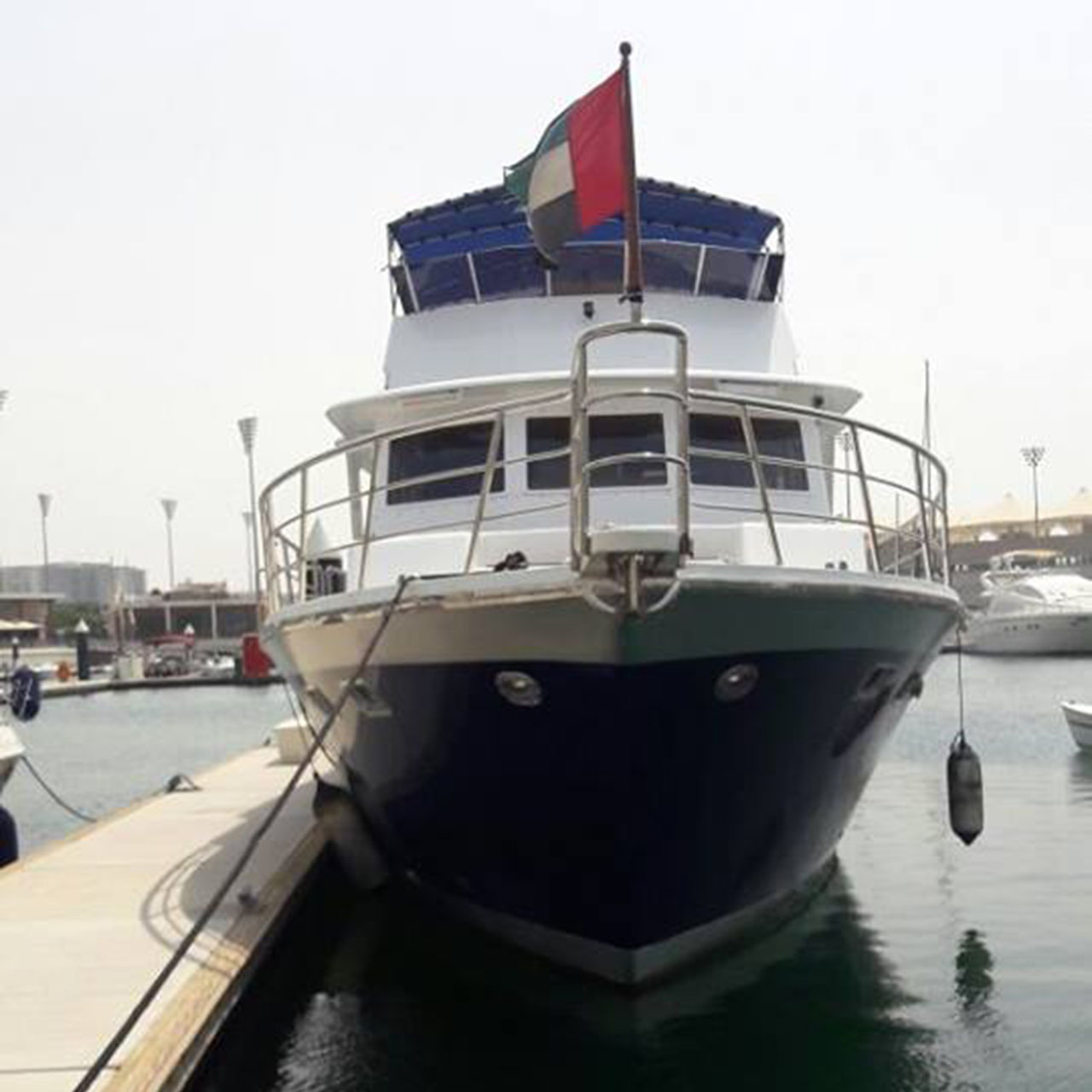 yacht abu dhabi marina mall