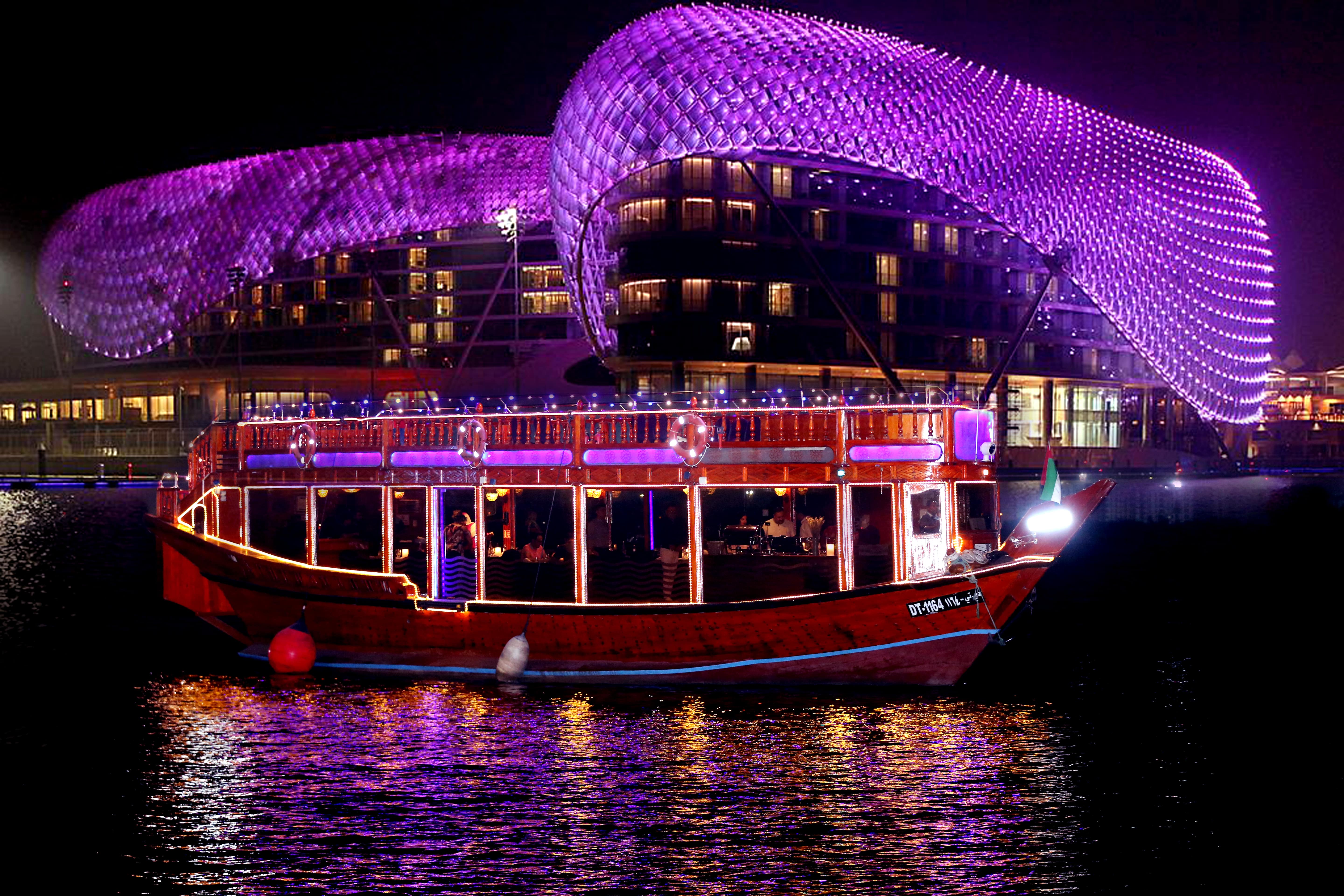 yacht dinner abu dhabi